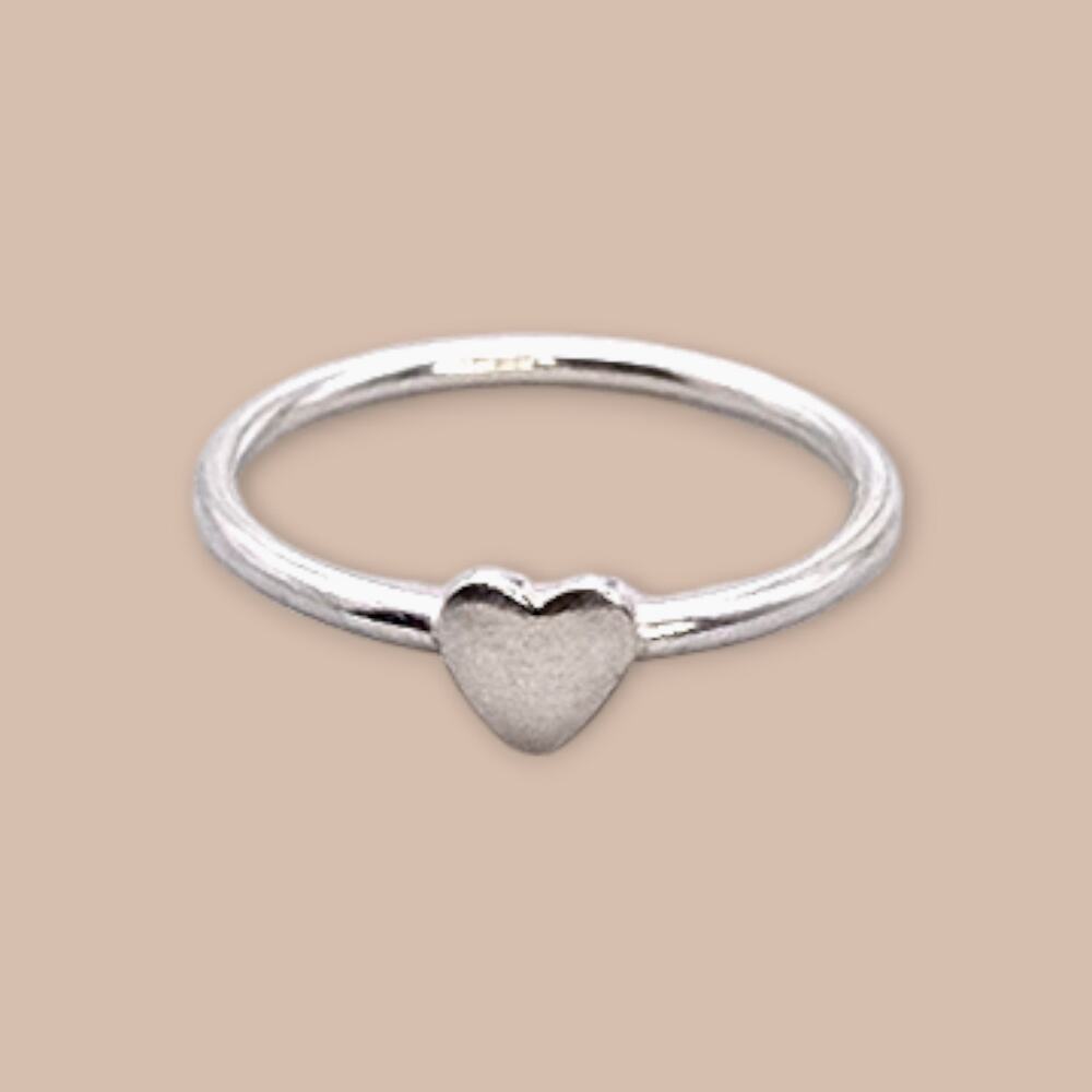 Heart Ring Sterling Silver 925  – Minimalist Dainty Design – Size 6.25